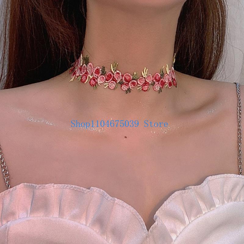 Fashionable Embroidered Flower - Women Accessories Pk recension och pris